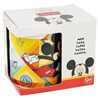 Dětský porcelánový hrnek s oblíbeným dětským hrdinou Mickey Mousem. Základní vlastnosti:dárkové balení. objem: 325 ml. rozměry (šxv): 8x9 cm. licenční výrobek. lze mýt v myčce. lze používat v mikrovlnce. 