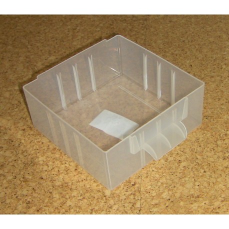 Krabička (zásuvka) typ B - 1 ks (polypropylen)