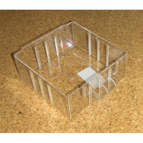 Krabička (zásuvka) typ B - 1 ks (čirý plast)